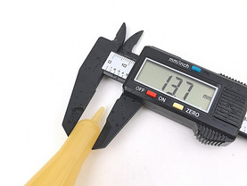 на бутылку для выпойки козлят, ягнят КиТ Пласт